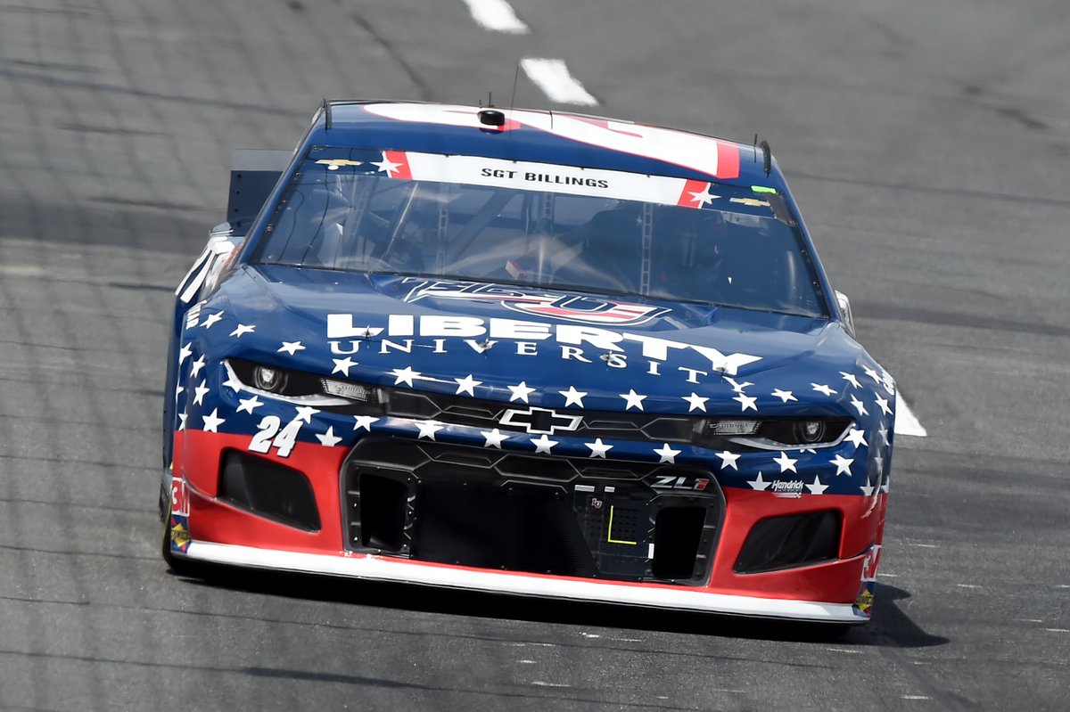 Now a comparison. See the quarter panel and spoiler peeking out?