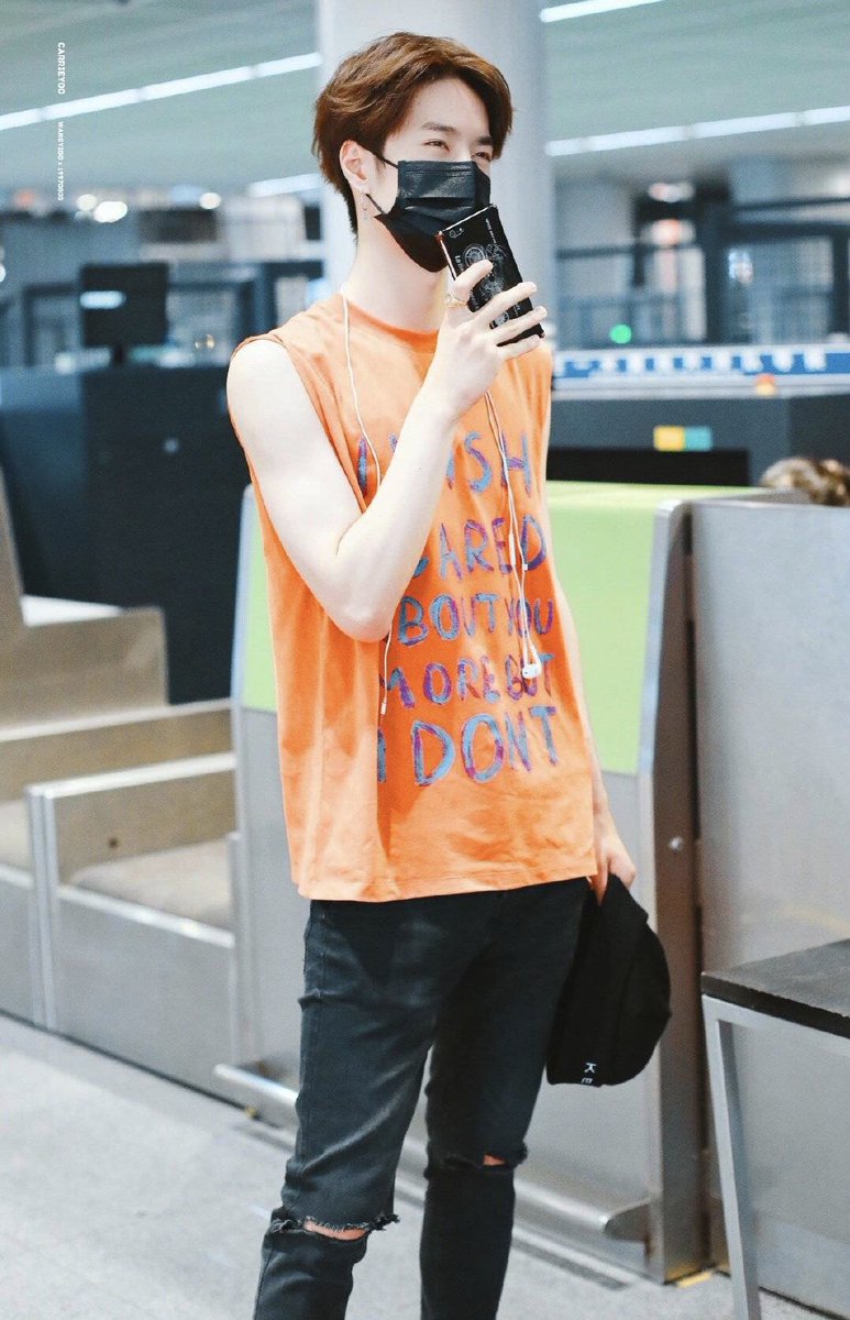 yibo& #39;s arms/forearms: a thread