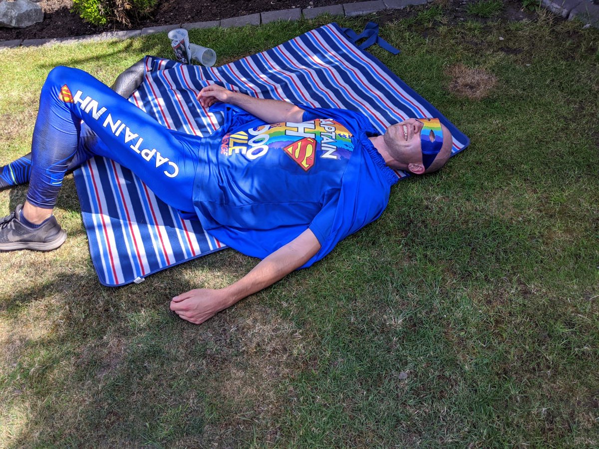 NHSCAPTAIN1000's tweet photo. π¦ΈββοΈCaptain NHS - Day 12 - Run 12. 1000 miles 4 @NHSCharities
Great 2 see so many smiling faces out there today and thank you for all the encouraging shouts and cheers.
Remember to donate at https://t.co/sZfITOwQx8
#captainnhs #running #NHSheroes https://t.co/gKTn8h1Bxg