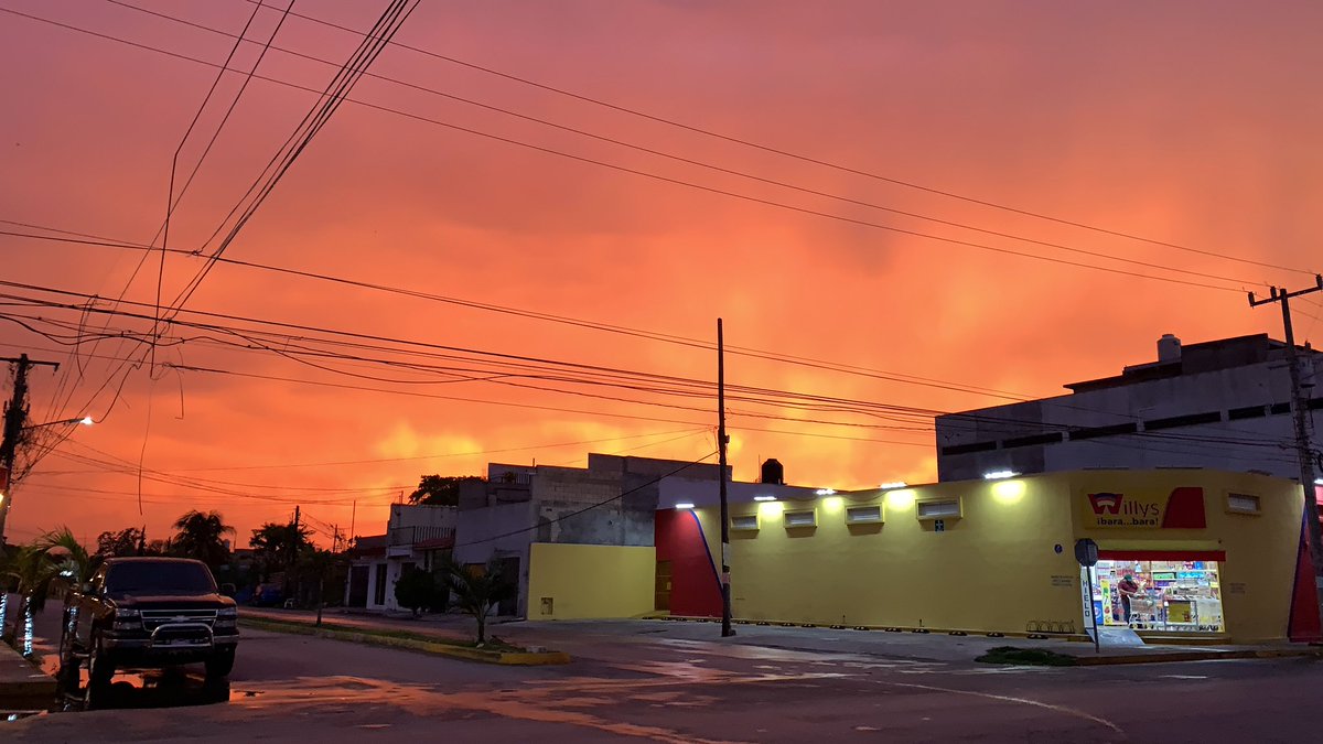 4efilms's tweet photo. #Atardecer en #Cancún 😍 🌅 #film #films #producer #photography #filmphotography #travelphotography #direcciondefotografia #direccion #travelmexico #instafilm #instafilmes #filmmarker #sunset #sunsetphotography https://t.co/apcshdgr9k