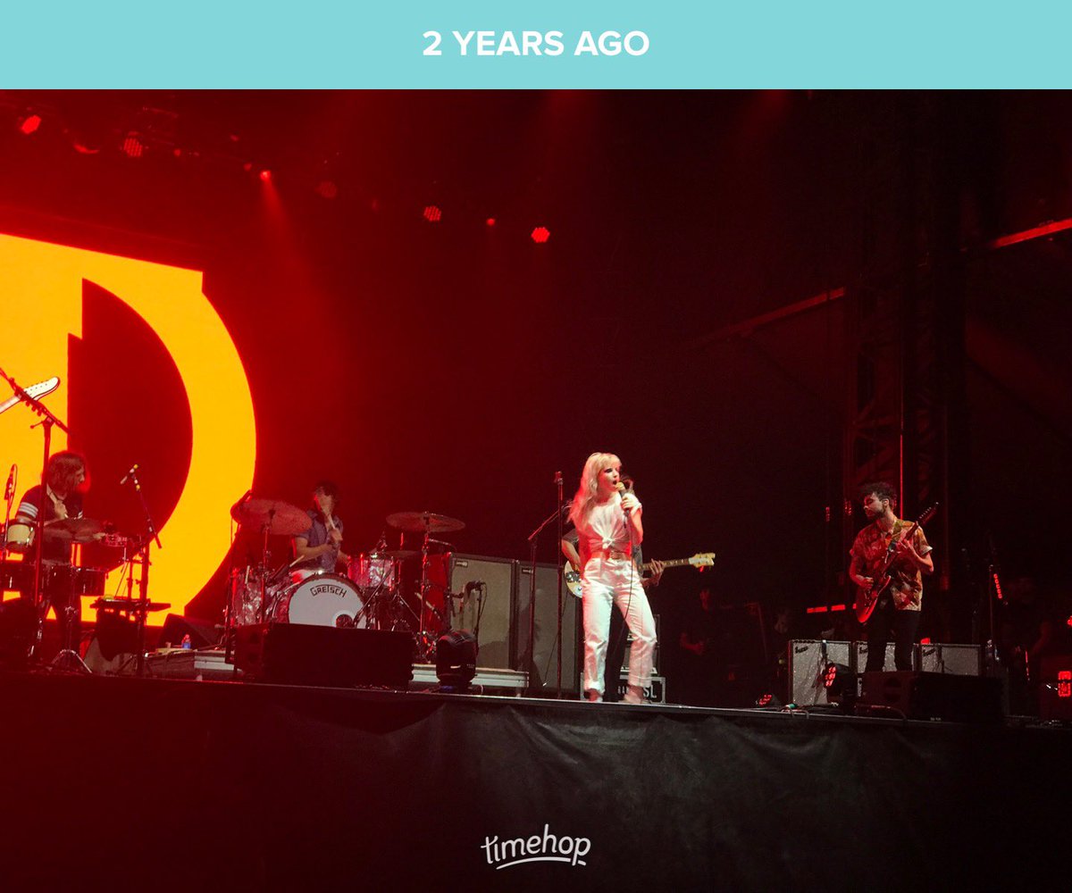 ohhaimegan's tweet photo. Two years since @paramore at @bostoncalling 🥺😭 @yelyahwilliams https://t.co/LnTqMpWWdZ
