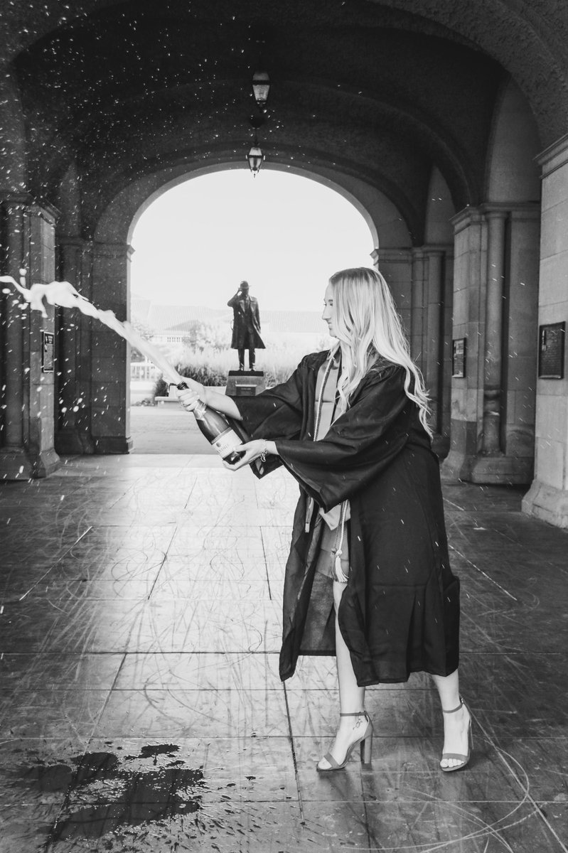 KateMorgan17's tweet photo. Graduating in two years Magna Cum Laude from Texas Tech? Best experience EVER 😭 https://t.co/Fxtz8feDyv