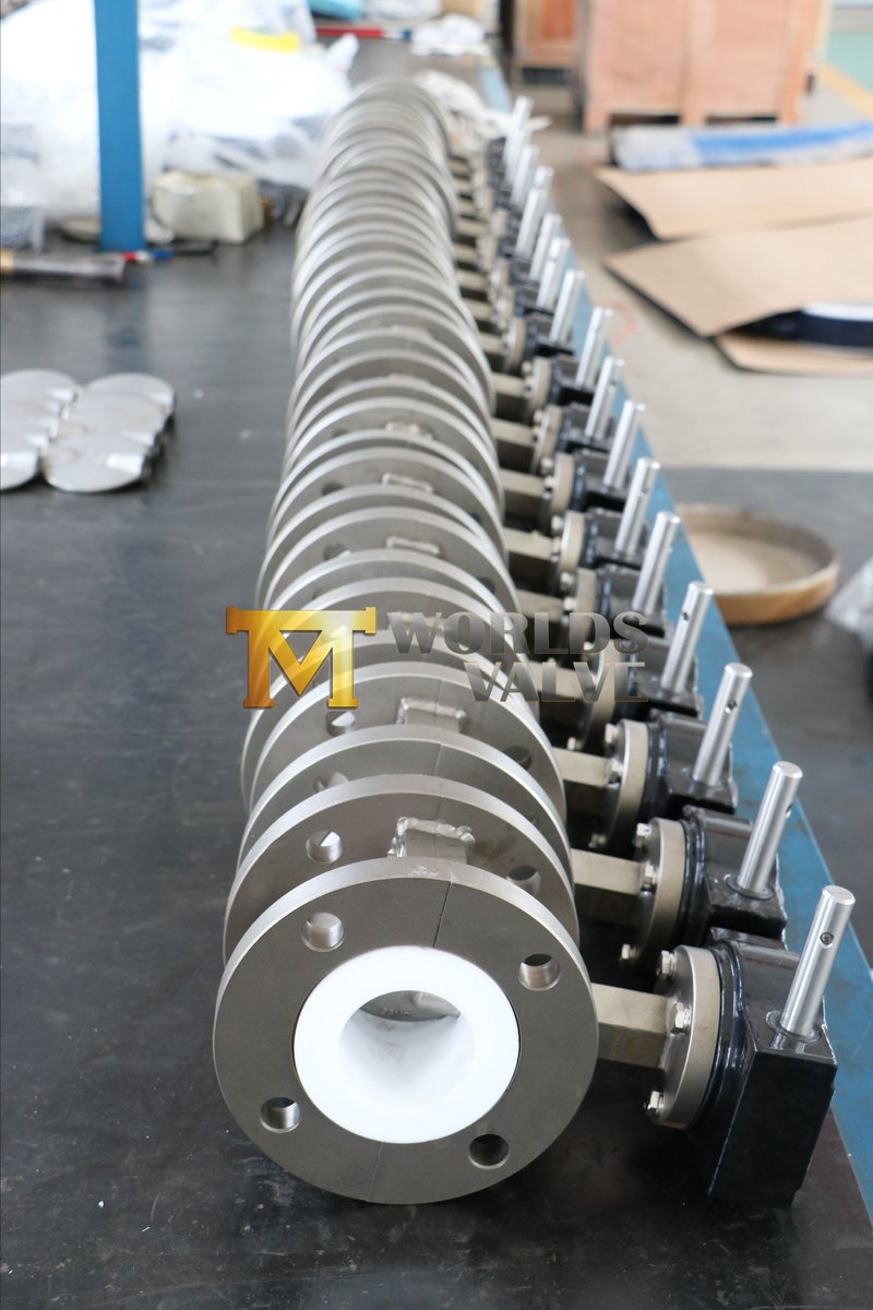 butterflyvalve's tweet photo. PTFE lined double flange butterfly valve with polished disc
#butterflyvalves #manufacturers #oemservice #valvulas #valvulamariposa #checkvalve #Ystrainer #Manufacturer https://t.co/RSqeDLWkJK