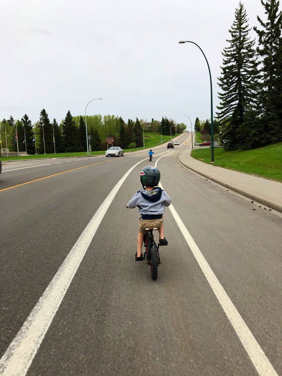 betamanic's tweet photo. Despite all the biking I do, I’ve never cared much about fully separated bike lanes. About 30 seconds of this and I cared plenty. #nervousdad #yycbike https://t.co/HZybqUqxIo