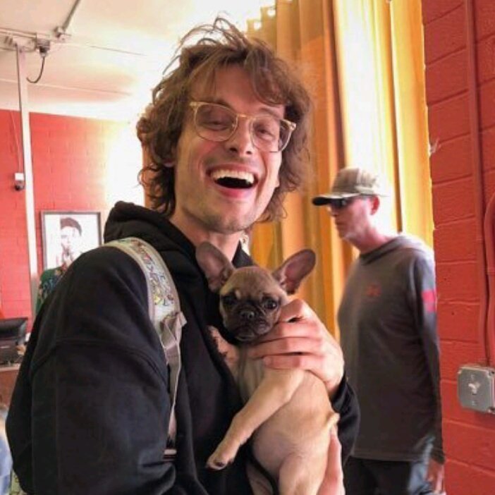 photos of mgg that have "dogs>people" written all over them • a thread.