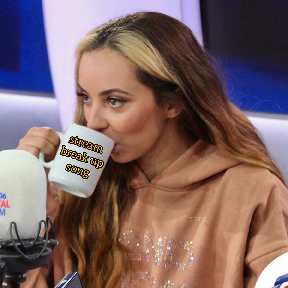 CentralLMBrasil's tweet photo. .@LittleMix Jade hun come see us streaming Break Up Song at our hashtag #BreakUpStreamingParty! 💜 https://t.co/LmpKzFEq26