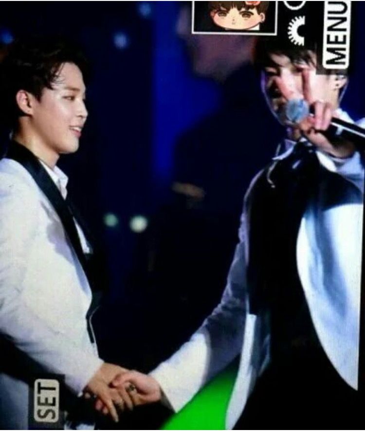 Jimin and Jungkook (Jikook) holding hands precious thread... ♡