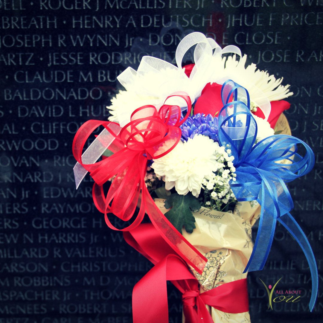 EventsAllaboutU's tweet photo. For all of those who gave the ultimate sacrifice for our great nation, we take a moment to say, thank you! You are not forgotten. #memorialday #military #holiday https://t.co/ntkxZUQgnJ