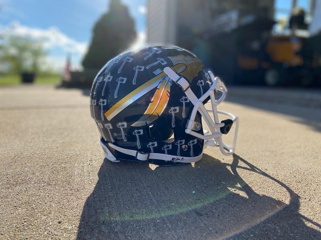 statechampsmich's tweet photo. MICHIGAN HELMET CHALLENGE
THIRD ROUND | WEST REGION
Our last match-up of the Sweet 16 in the West Region is Grass Lake (@GrassLakeFB) vs. Lake Orion (@LodragonsF). Who moves on to the Elite 8?

SCHEDULE: https://t.co/iEXPNKvzxS https://t.co/Mutu5EUCYa