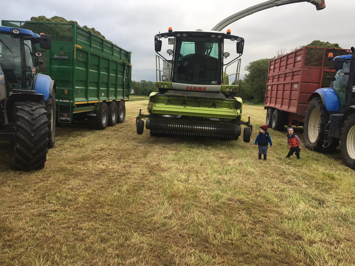 fitzysteven's tweet photo. Small lads could not be happier silage in https://t.co/zwFvacpQBt