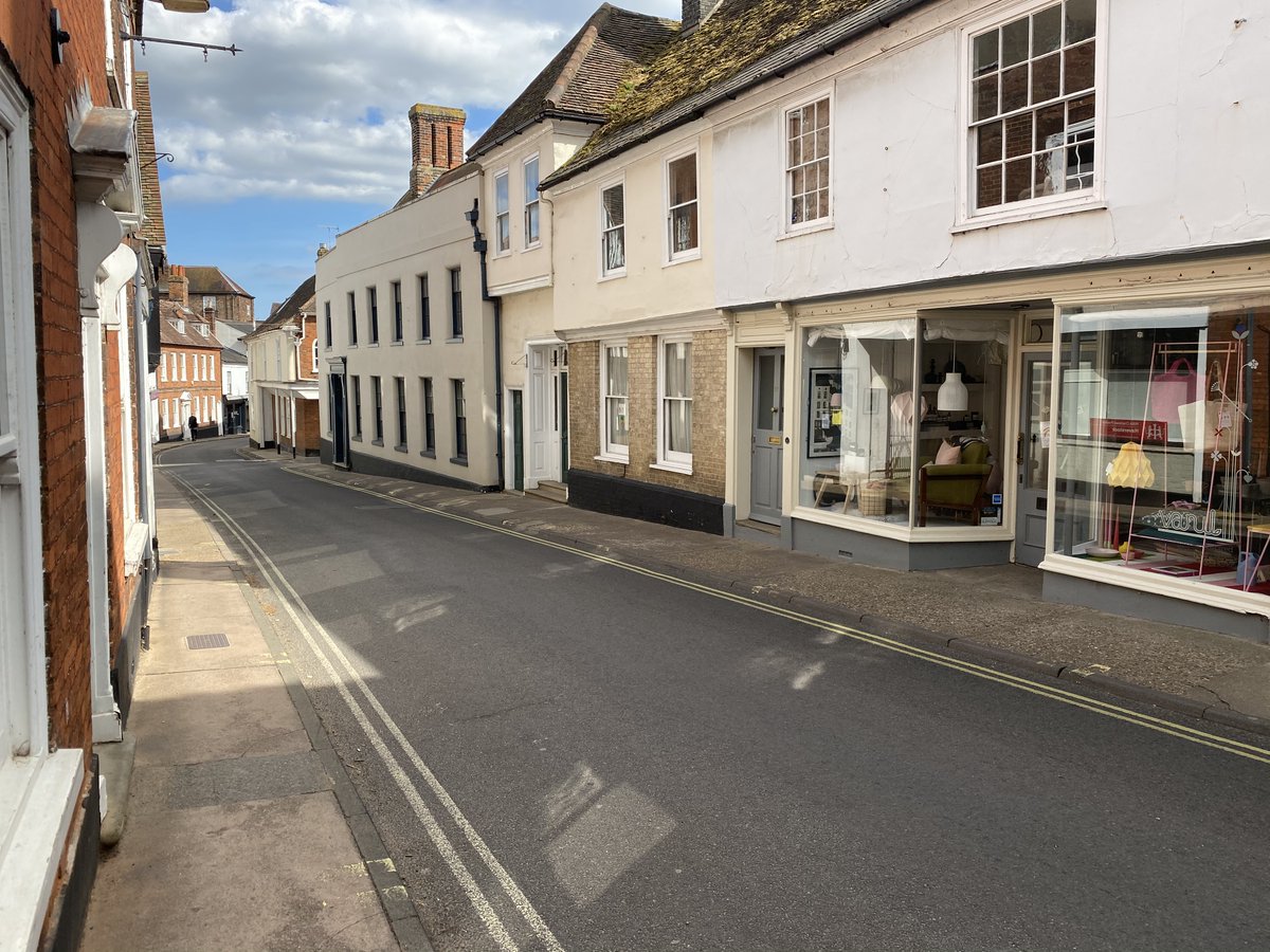 WoodbridgeUK's tweet photo. Guess what? A poll of Woodbridge shoppers says that 77% of you are committed to shopping locally post-lockdown to help boost the local economy! Together we will get through this! #StayLocalChooseWoodbridge #ShopLocal #ShopSafe https://t.co/SVCuBkSX4W