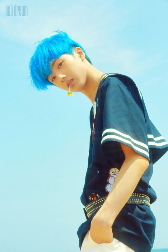 a thread of chenle and jisung but they gets older as you keep scrolling