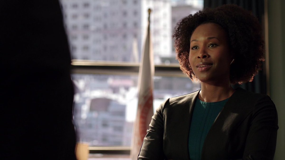 Samandra Watson -Didn’t give a damn about Oliver being a hero and saving the city. -Arrested Oliver in front of his son -Was generally annoying -A terrible character in general