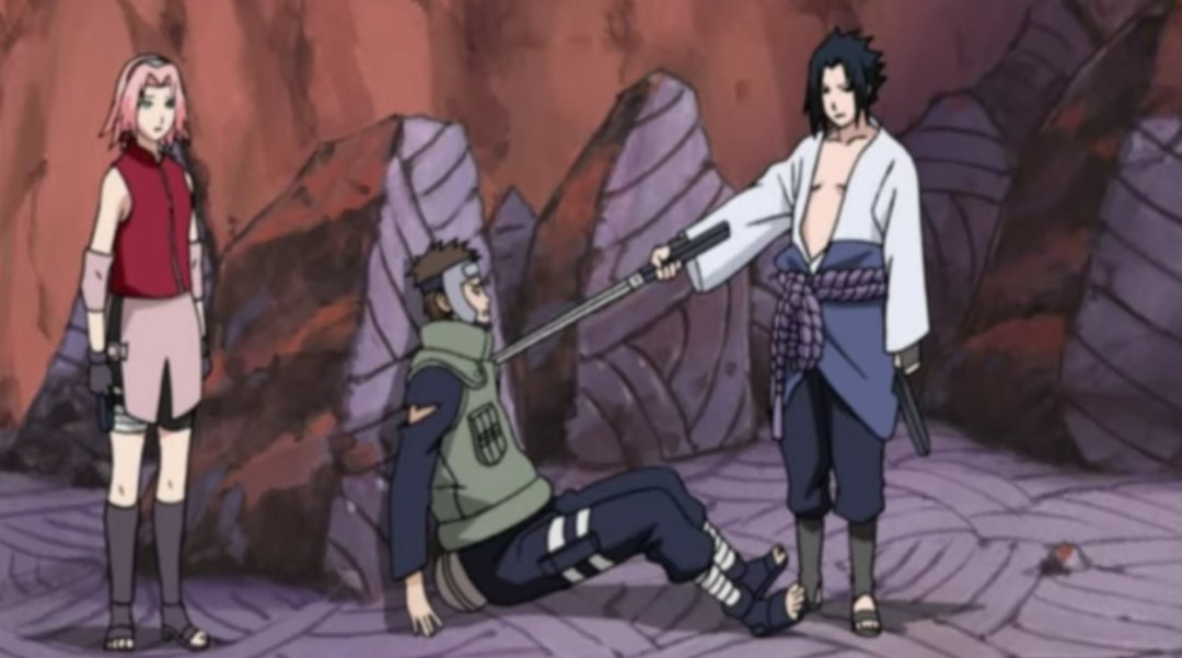 Pendant le combat contre Sasuke, Yamato se prend son katana chargé en Raiton dans le coeur pour la protéger mais elle ne tente pas de l'aider (cette image elle me fume)