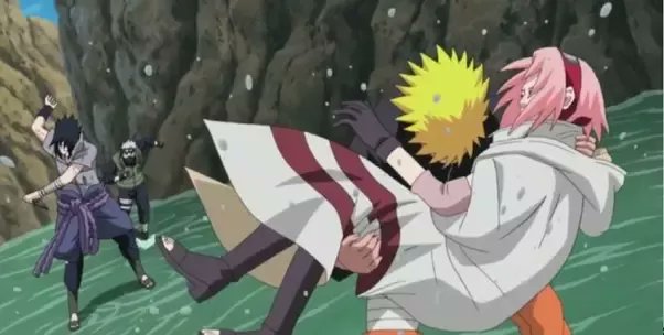 Pendant l'arc Kage elle fait une déclaration à Naruto dont je ne parlerai pas, j'ai promis de rester objectif. Elle tente ensuite d'être utile en attaquant Sasuke mais l'aime trop pour s'y résoudre et Naruto doit encore la sauver