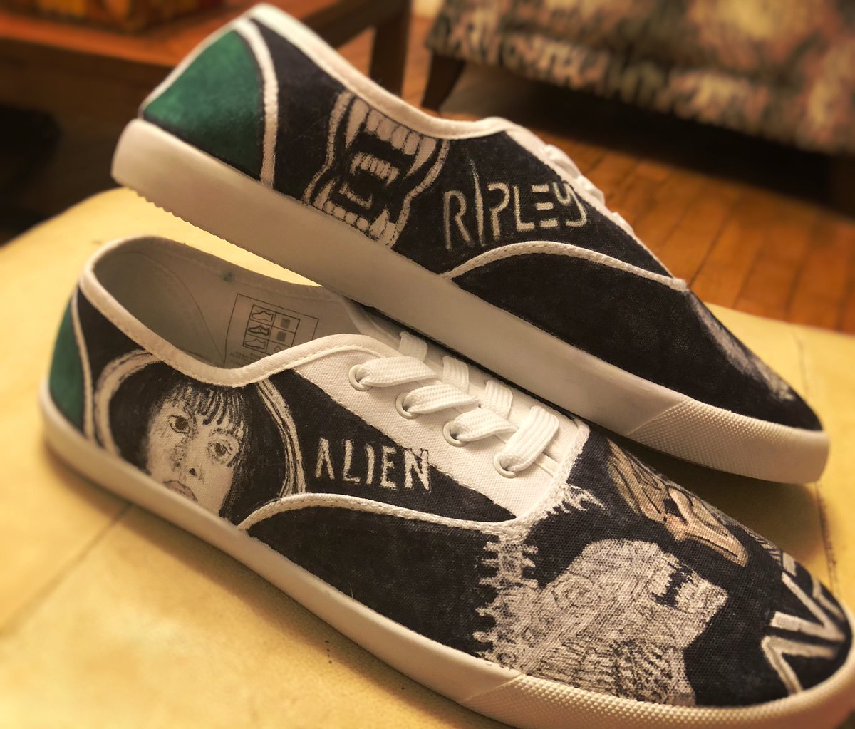 DrJude_G's tweet photo. Set of #Alien trainers finished tonight, gift for a friend of a friend. Very difficult to draw. Need inspiration for next one now #FunkyFeet #TrainerArt #KindnessMatters #Gifting https://t.co/V4o6t90KFn