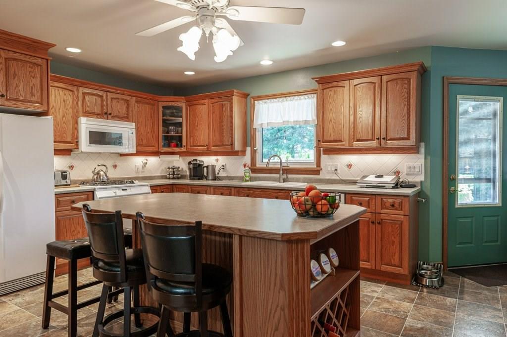 gvanbakel's tweet photo. NEW LISTING
Sought after quiet hospital area 4 bedroom home.
MLS 30808495

#StratfordOntario #TheSuttonTeam #SuttonForSale

https://t.co/MxWCNTZ2nt https://t.co/ohmpc5mOOX