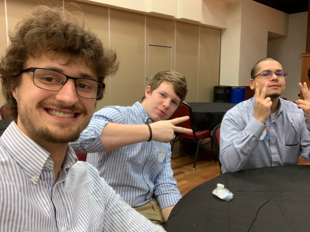 UTSATopScholar's tweet photo. (1/2) #thirdyearthursday #thursdayx3 day 1! Kurt Johnson is one if our #amazing Juniors/rising Seniors 👏🏽👏🏽 As an engineering #student, he is always looking for #opportunities to grow and #learn. 😤 https://t.co/ytSU6Ij2ad