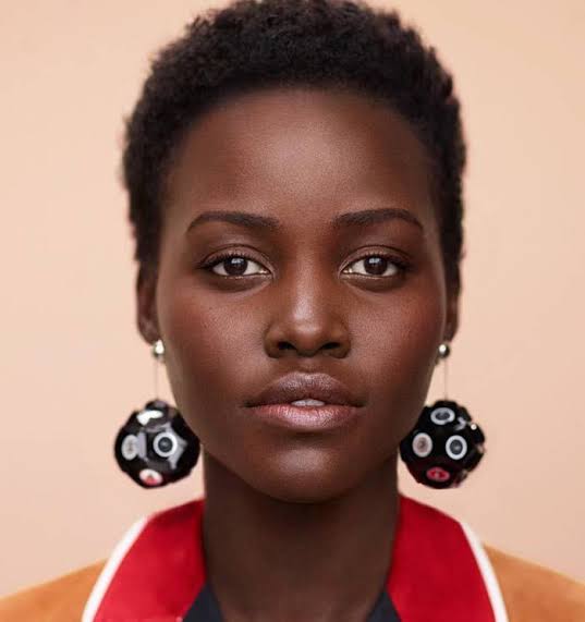 The Melanin of our skin is also one of diverse amazing things nature blessed us with. And yes, Abani Darego(first picture) is from the country of my birth, Nigeria.Next time you listen to 'Brown Skin Girl' or watch Black Panther, remember Lupita Nyong'o  #AfricaDay  