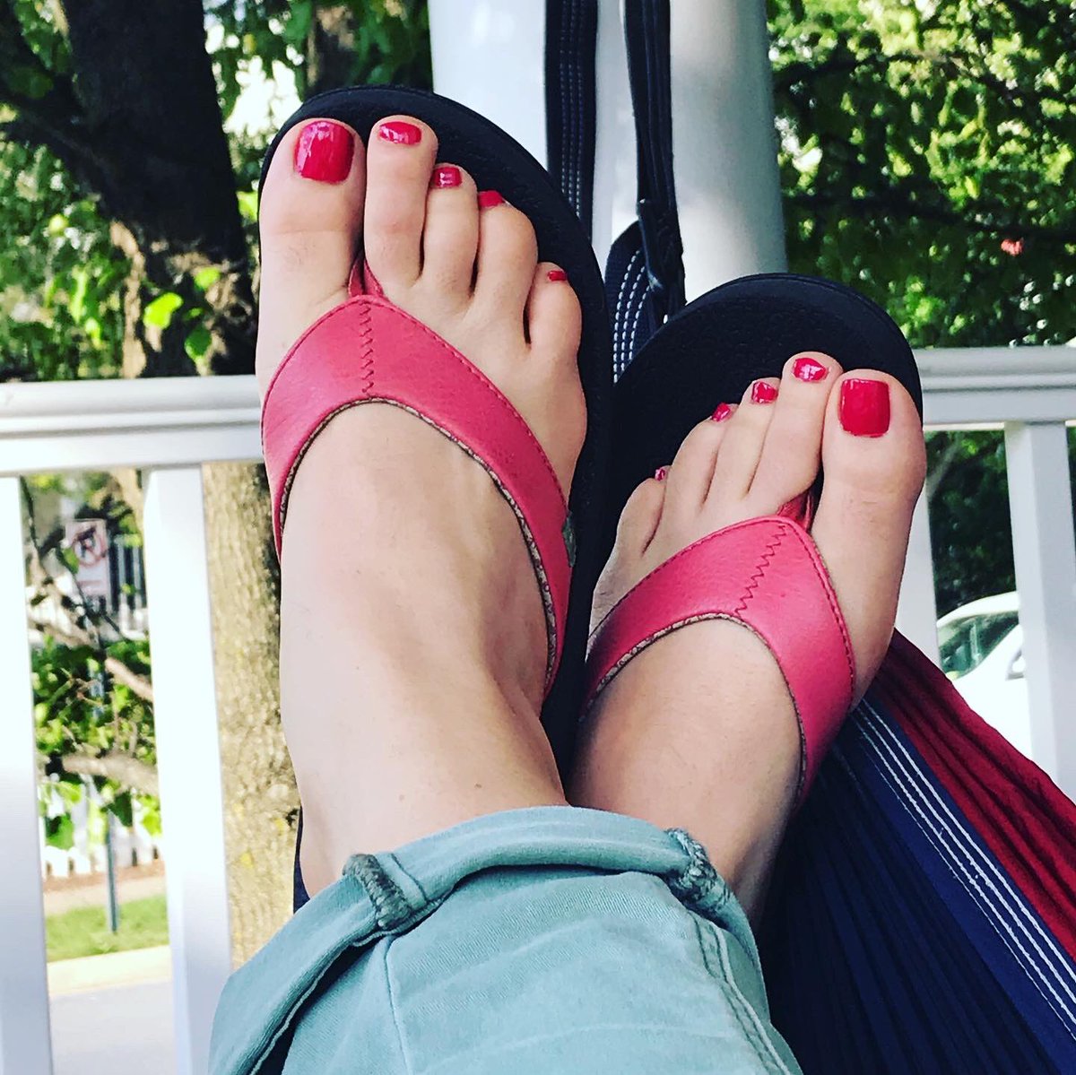 nlorders's tweet photo. Lounging in the hammock on a lazy Monday. DIY pedi for the win! #memorialdayweekend2020 #newnormal https://t.co/qDYAONFE7k