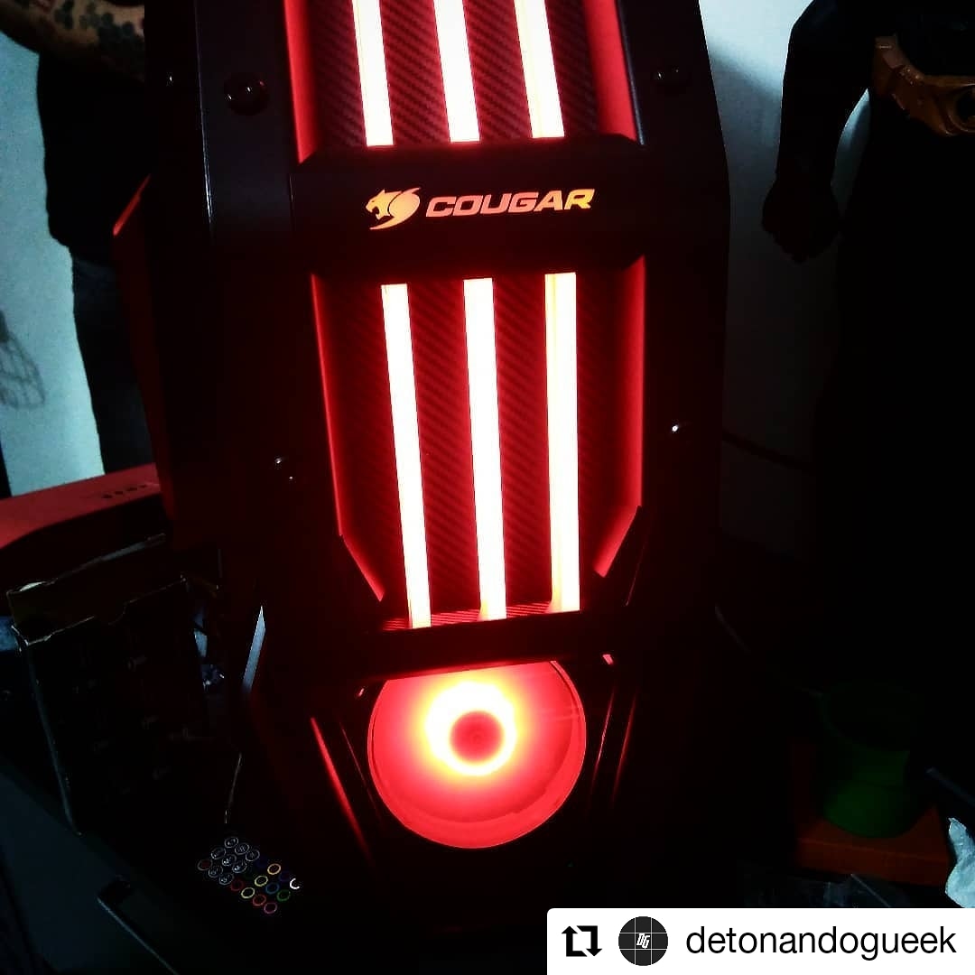 cougargaming_br's tweet photo. O 1o monstrinho a gente nunca esquece 🤭👽
Será que vai ter sorteio? 🤔
Repost from @DetonandoGueek
#CougarGaming #Conquer2 🧡🖤 https://t.co/1yQUHjV6pt