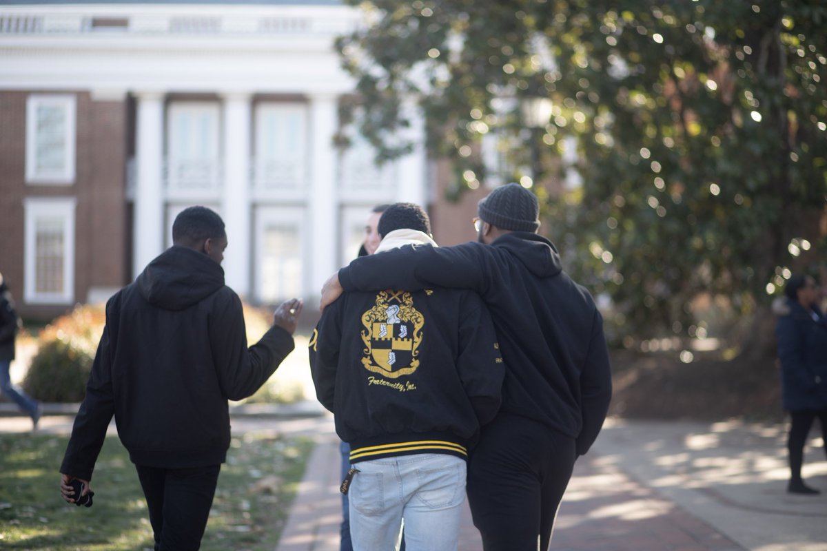 Max_N3lson's tweet photo. Missing the brotherhood 💛🖤🤙🏾 https://t.co/u45wuUBoPz
