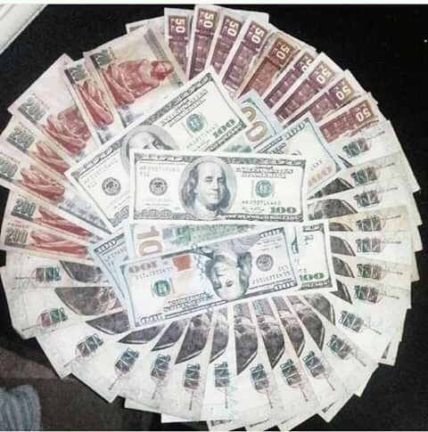 HossamE20330756's tweet photo. #الوزير_هيموت_3ث_ياريس فيديو وصور ي شباب بترفع الهاشتج اقسم بالله https://t.co/SL8XzjH4K7