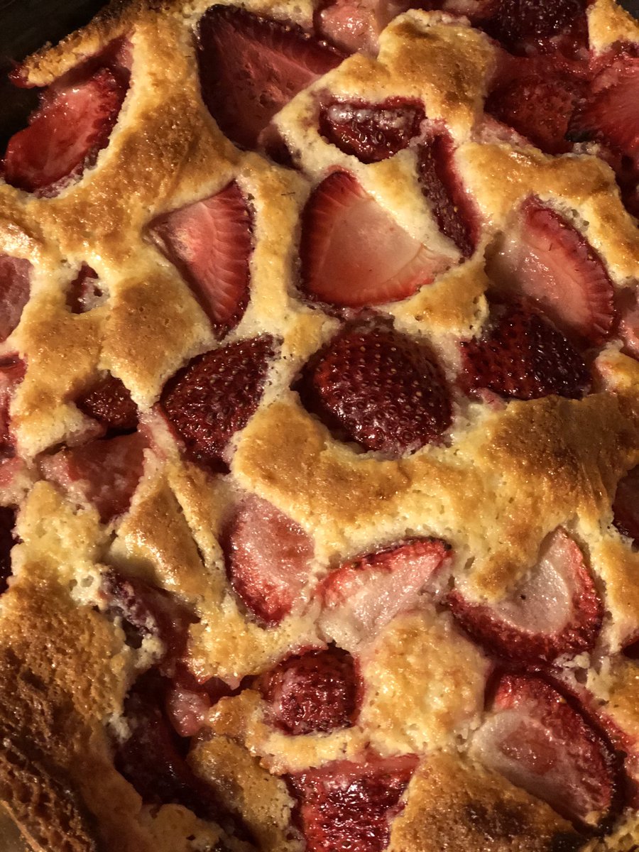 gracegathereat's tweet photo. Happy Memorial Day! Thankful for the freedom to grill and eat cobbler. #gracegathereat #memorialday #cobbler #Grilling #explore #explorepage #viral #lifestyle #tipstricksandhacks #food #foodblogger #women #recipes #easyrecipes #quickrecipes #blogger #blog #goodeats #wecook https://t.co/L0O6D8iQFa