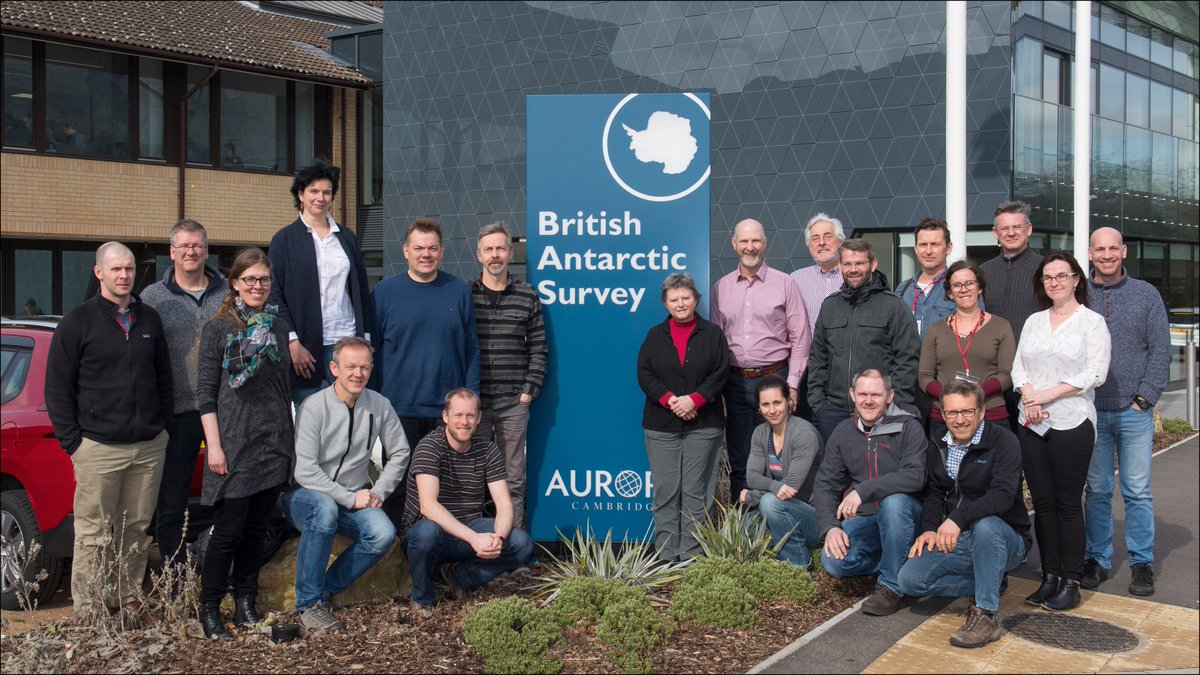 ... and when I travelled internationally to meetings dedicated to global wildlife conservation, there too I heard how the work of Robert Bateman influenced young conservationists. Here are some of them meeting to conserve seabirds in the circumpolar Arctic  @ArcticCouncil