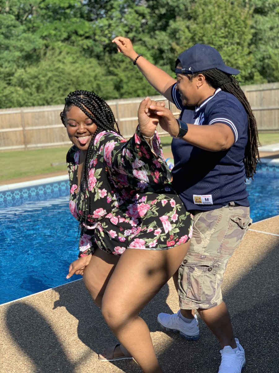marshae_ari's tweet photo. Mood for the rest of my life 🥰💙 https://t.co/abfQkEh35i