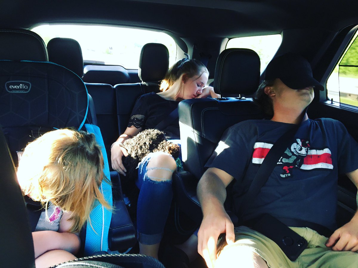 This is what a day at Aunt Kerrie’s pool looks like!!! 🤣😂 #KyliePaige #PayzlieLynn #growingupahannah #lovemykids #hankydoodle #thehannahsgoldendoodle #MemorialDay2020