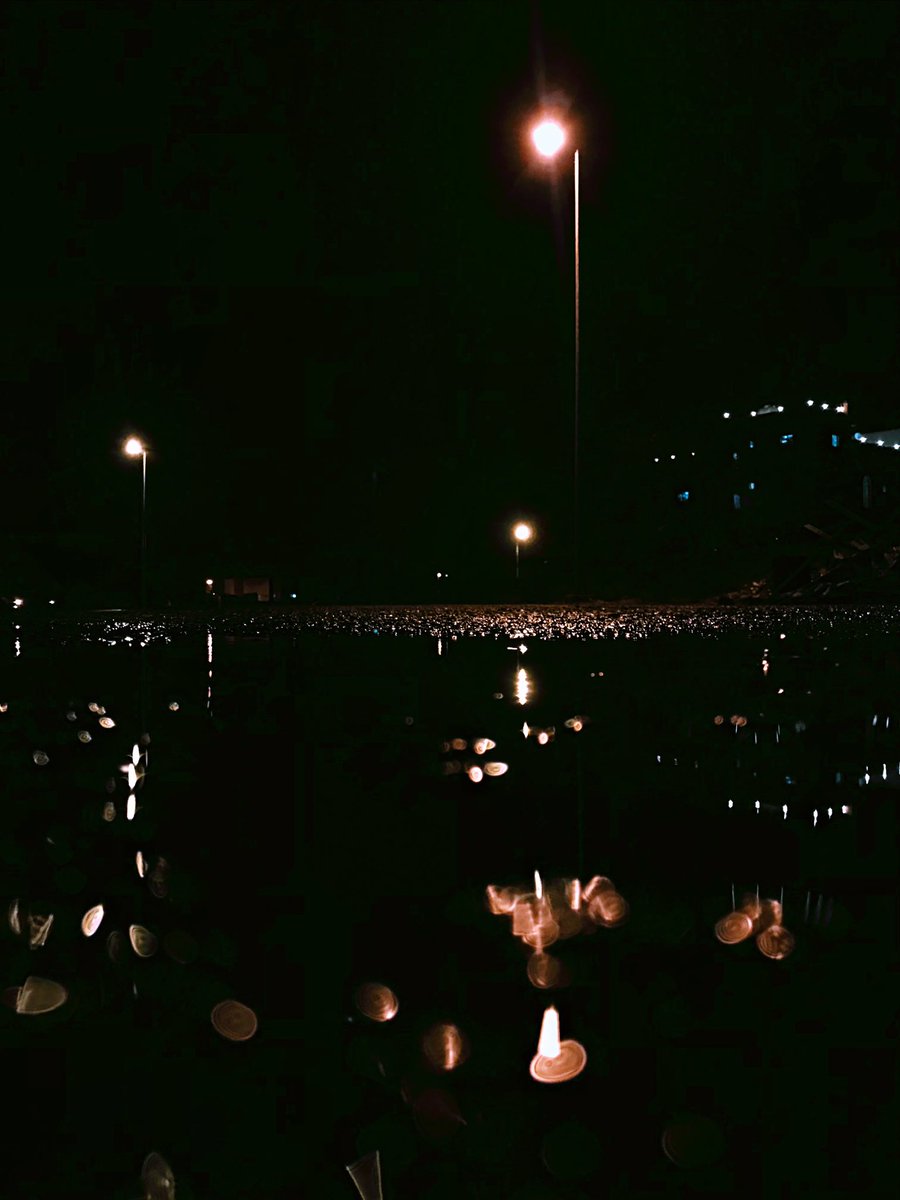 ليالي العيد مختلفه بِ مشاعرها ، تفاصيلها و بهجة أيامها ♥️.