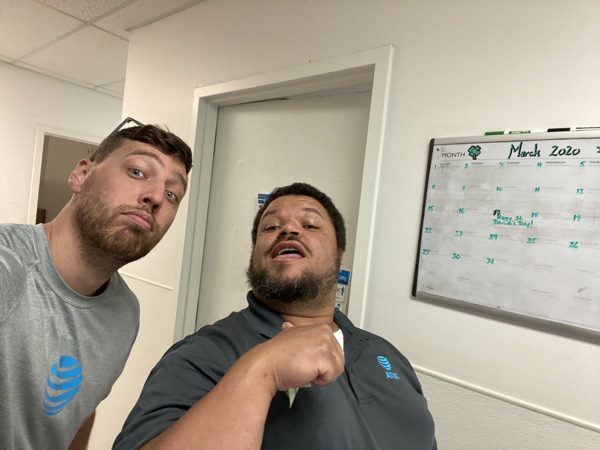 Jason with 3 ports and a new AT&amp;T TV for Cranberry!!! 🤙🏻🔥🤙🏻@nichols304 #BeastOfTheEast <a href="/daleb1/">Dale S. Brown</a> #DawgPound #TopDawg #2020Vision <a href="/404girl/">Betsy Francis</a> <a href="/TeamCranberry/">Cranberry Creek</a> @cordykyle <a href="/bryantj08/">James Bryant</a> <a href="/amberk01/">Amber Meadows</a>