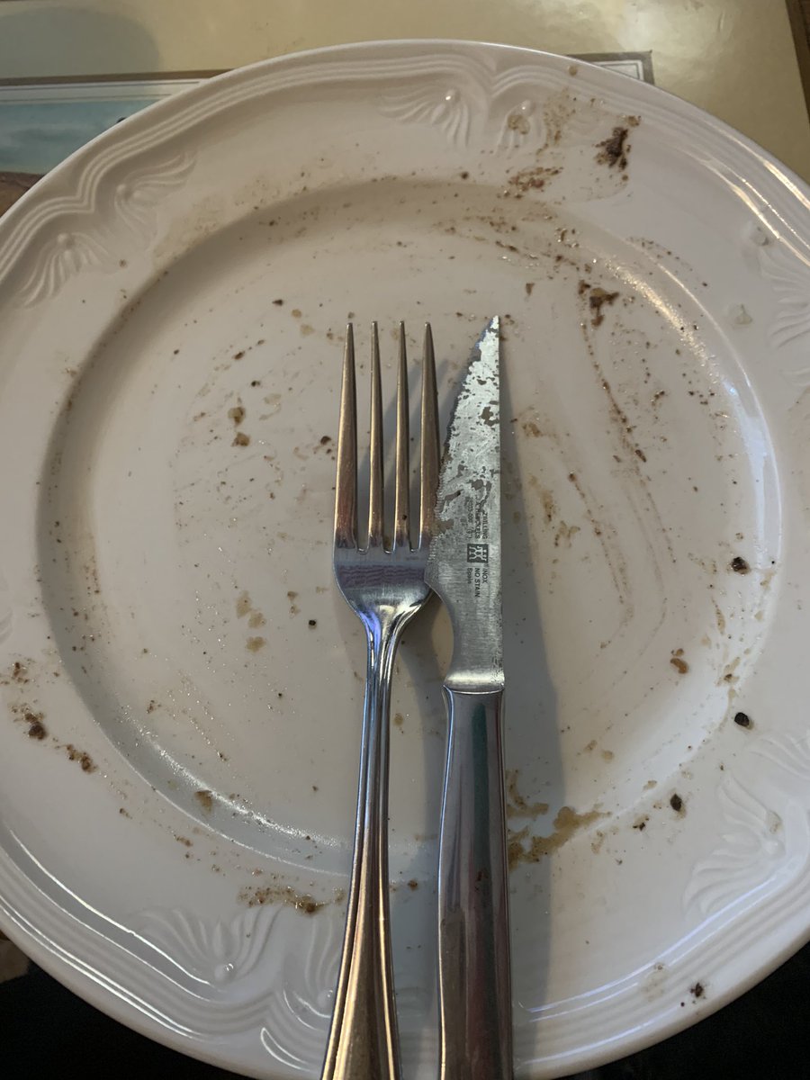 DigitalDDaniels's tweet photo. #botfood eaten and good god it was good. One temp over what I like but I got tossed a curve ball with add mushrooms. Still good god good... 😋 https://t.co/ESsfbkikeX