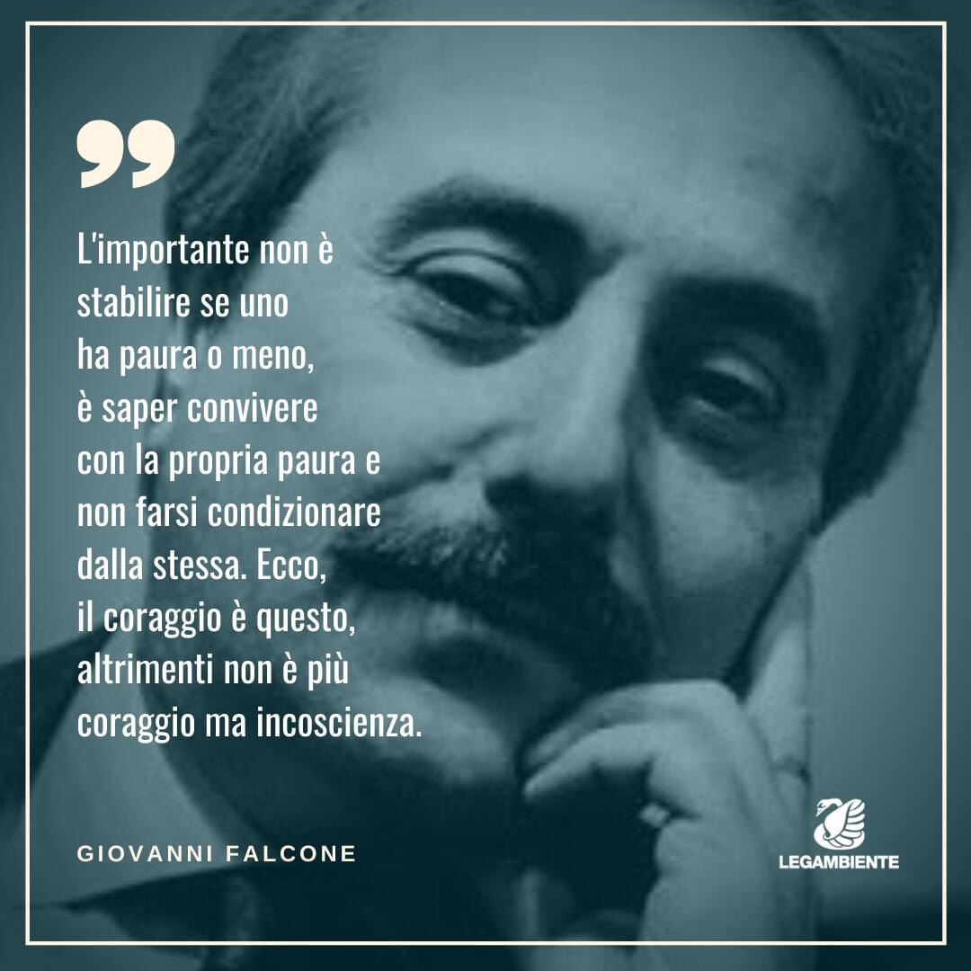 Legambiente_FT's tweet photo. 28 anni fa, nell'attentato mafioso di Capaci, morivano Giovanni #Falcone, sua moglie Francesca Morvillo e tre agenti della scorta, Vito Schifani, Rocco Dicillo, Antonio Montinaro.
#Nondimentichiamo #Legambiente https://t.co/X4f3TPB8u6