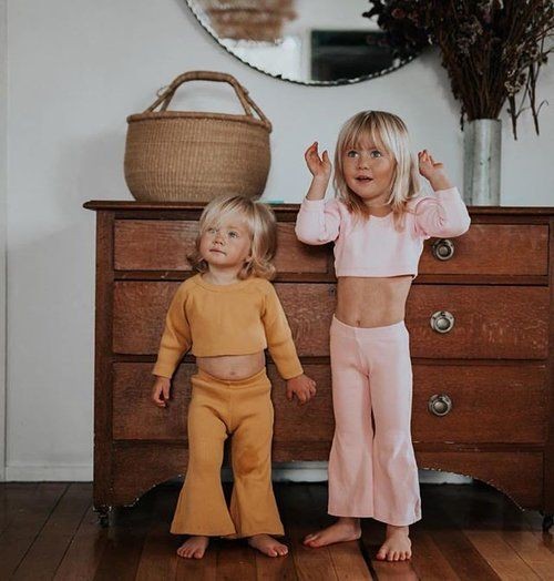 _moodelicate's tweet image. ◜✾◞ 𝘍𝘭𝘦𝘶𝘳, 𝘝𝘪𝘤𝘵𝘰𝘪𝘳𝘦, 𝘋𝘰𝘮𝘪𝘯𝘪𝘲𝘶𝘦 &amp;amp; 𝘓𝘰𝘶𝘪𝘴.