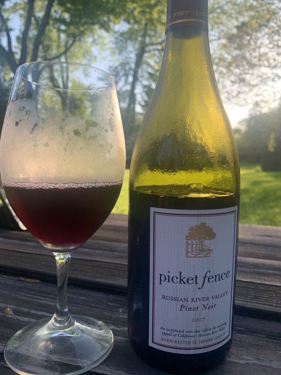 SommelYAY's tweet photo. Found this cool $17.99 Pinot at @DorothyLaneMkt that is a steal!  Picket Fence Pinot is from Russian River!  It’s a 2017 gem w/ red apple, cherry skins, mushroom and orange peel.  Shout out to @sofiadellios for helping me find it !!! https://t.co/tFoYH1CbWq