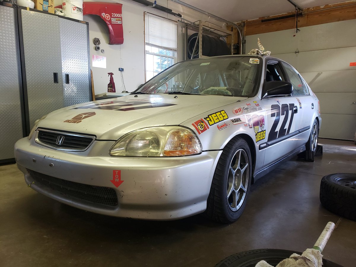 SparkleturdR's tweet photo. It takes a careful hand and @Meguiars quick detailing spray to remove the spilt beer, and ??? All the while preserving the race rubber marks and provenance. @Meguiars we are open to sponsorhips. @24hoursoflemons see you at gingerman if not covid'ed. #LetsRoll #CrapCan https://t.co/diiE2aZzt6