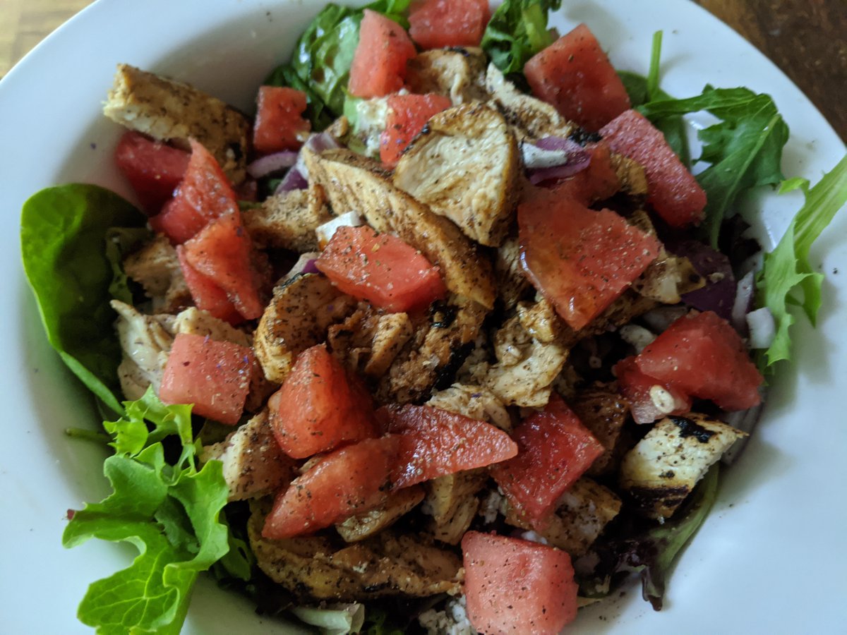 thedutchsimmons's tweet photo. Smoked balsamic chicken, watermelon, basil, spinach and feta. And a satisfied 12 y.o.? Win for dad!
#singledadsrule https://t.co/cMrkZgXuqG
