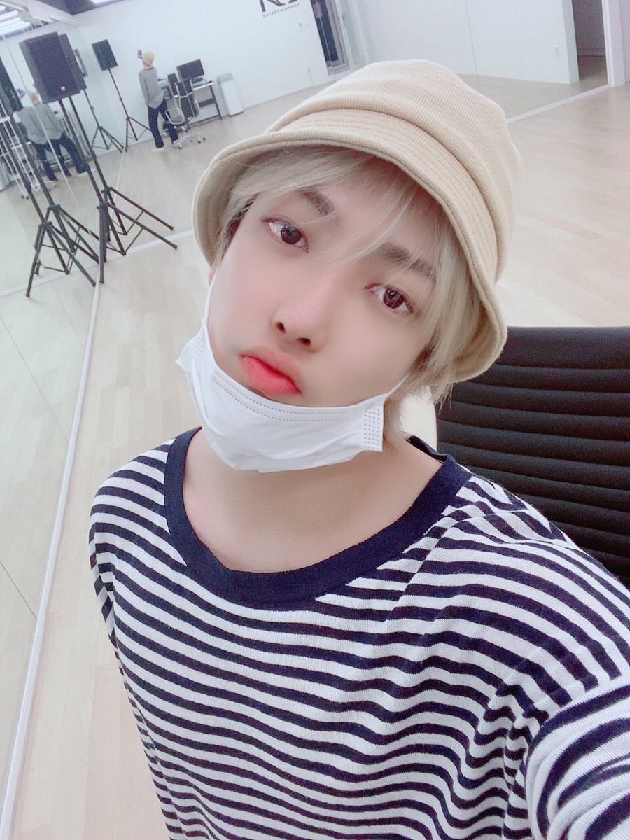 𝓭𝓪𝔂 145: i miss him:(( #ATEEZ    #에이티즈    #홍중  #HONGJOONG  @ATEEZofficial