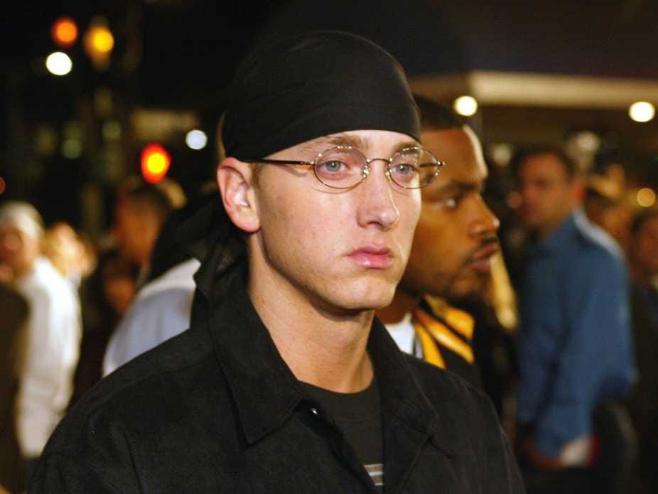 My favorite Eminem photos from 2002 (thread)  #Theminemshow