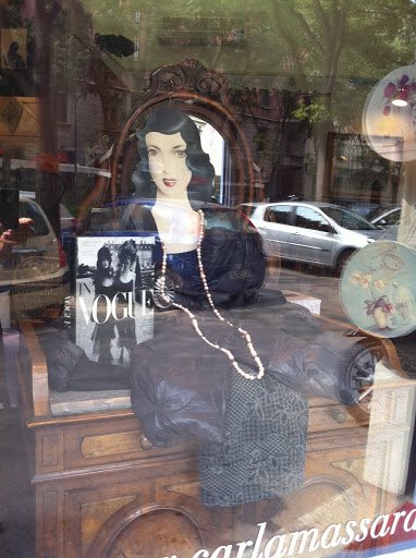 ErreOEsseEsse's tweet image. Non avevamo nulla #inComune se non l’immagine di noi due riflessa dalle vetrine che ci fermavamo a guardare.

#unTemaAlGiorno