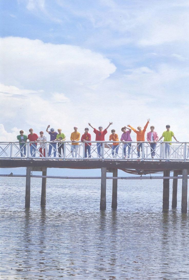 we've grown from students to work, from a small little kid to a mature person but what was the same, was our love for you, and the fun memories we shared.  #SEVENTEEN5thAnniversary  #SEVENTEEN  #우리의청춘_세븐틴_5주년_축하해  #세븐틴  @pledis_17