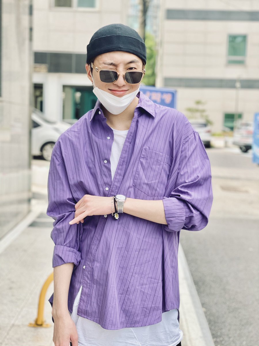 official_yoon_'s tweet photo. 상큼한 하루 되시길😊 https://t.co/8OofbWlcx6