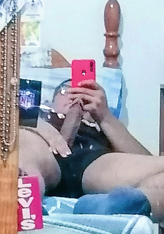 hotBoypareja's tweet photo. @Andrea07136291 Derechita https://t.co/QwDR74mca5