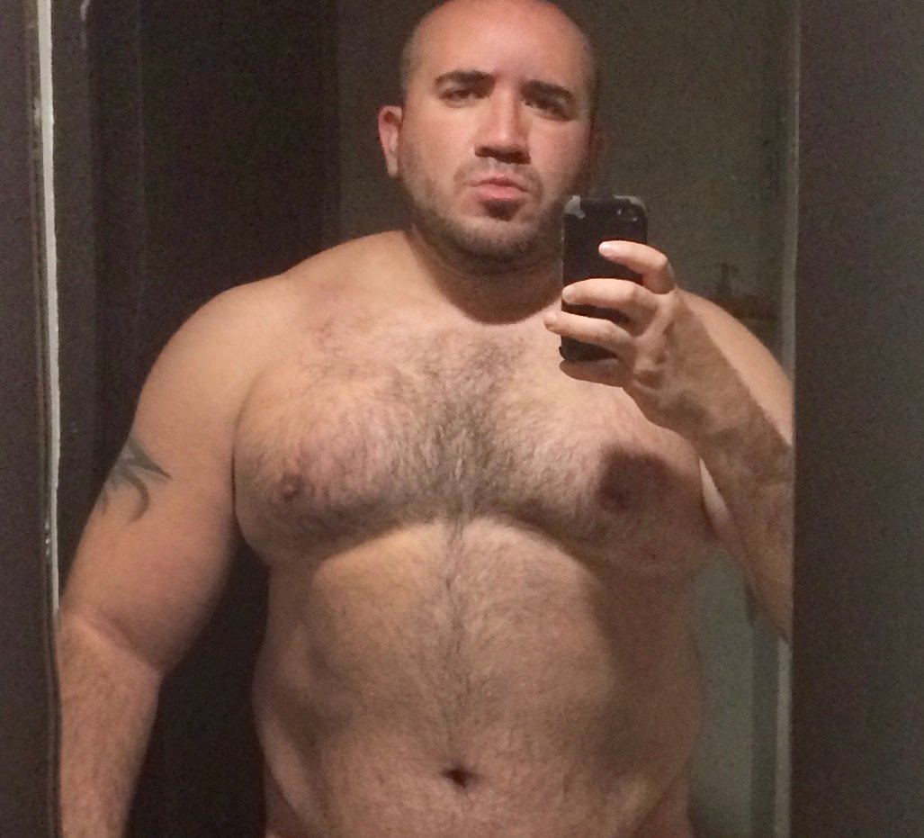 bear_beef's tweet photo. Post gym selfie https://t.co/wPZxINYh69