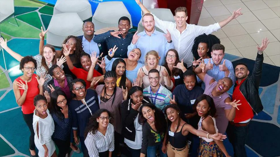 goalsintl's tweet photo. Check out the @Unilever Future Leaders Programme for #graduates &amp; #ApplyNow at https://t.co/CAmF6j5AIW

#LaunchForward #ValidGoals #LiveForMore

#GOALSInternational #Opportunities

#GOALS #GlobalGOALS #GlobalOpportunities https://t.co/l5dHG54MVT