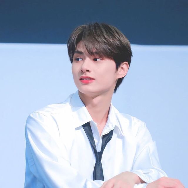 Jun-he can be the funniest without even trying a goofball perhaps.-dude I thought he was a prince -he is so talented that I just want to cry a river for him-piano man-best vocals in the world-his dancing skills -I also thought that he was the maknae