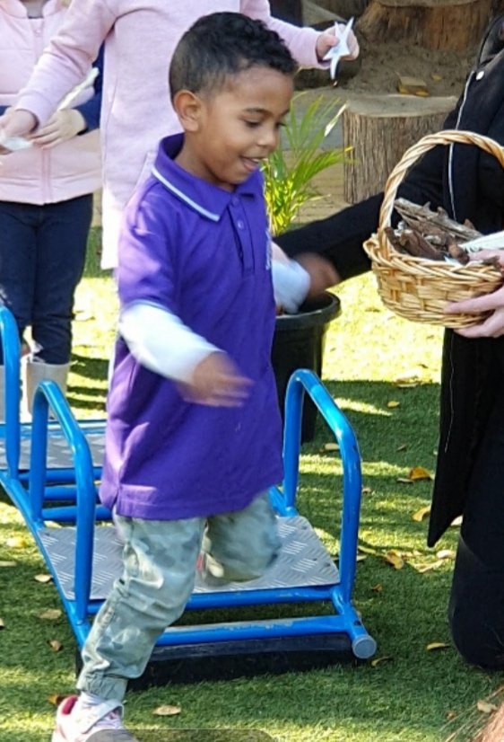 Incredibly proud of our son who performed an Acknowledgement of Country this morning at his Childcare. To commorate the historic walk across Sydney Harbour Bridge they performed their own bridge walk #NationalSorryDay #Sorryday2020 @IndigenousX @RecAustralia @RecSouthAus