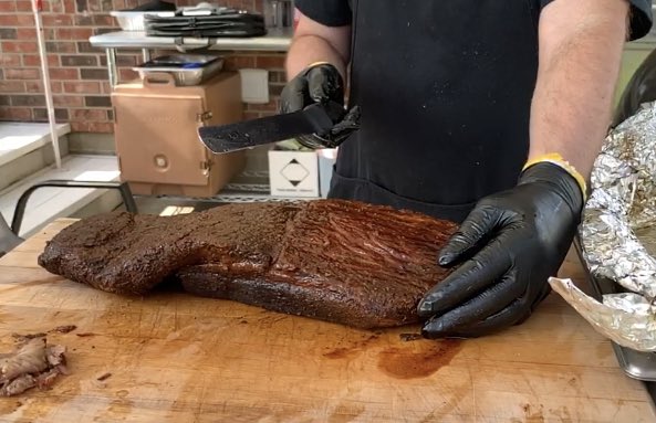 SweetCleaverBBQ's tweet photo. #Brisket for the family! #MemorialDay2020 🇺🇸#LeathalInjection #SmokinGunsHot #TheJudgeHot #PecanSmokeWood #BBQ #WSM #WeberSmokeyMountain @TVWBB @WeberGrills @Kingsford @Warsaw_Grills #AOBBQ #RockinBBQ https://t.co/TWT9SWy4dX